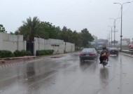 卡拉奇部分地区降雨，预计未来还会有毛毛雨