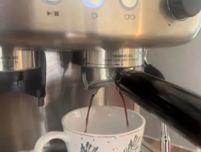 多亏了Breville Barista的91英镑折扣机，我放弃了外卖咖啡